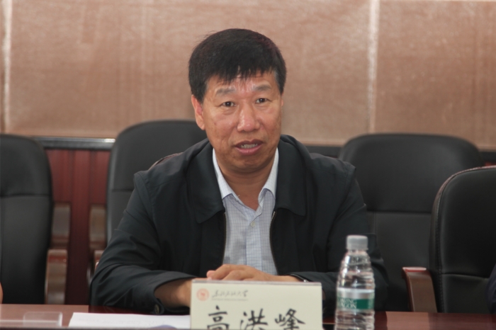 1526545889806043005.jpg 高校长.jpg