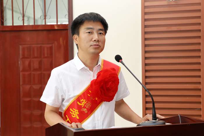 1530261455212088424.jpg ZXB_6656鍓湰.jpg